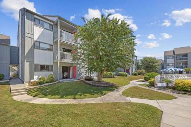 Main picture of 7700 Porcher Dr
