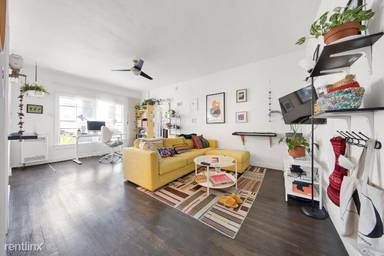 Main picture of 1461 W Sunset Blvd