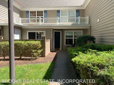 Main picture of 902 Settlement Dr
