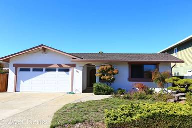 Main picture of 327 Sunfish Ct