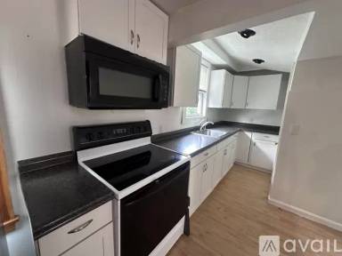 Main picture of 77 Dalton St