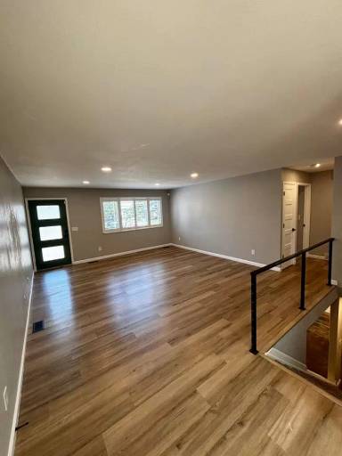 Main picture of 9516 W Walker Pl
