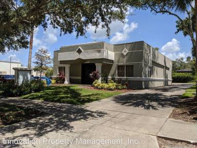 Main picture of 242 S Edinburgh Dr