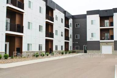 Main picture of Capital Lofts at the Pond