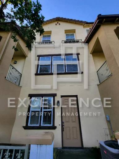 Main picture of 720 Messina Gardens Ln