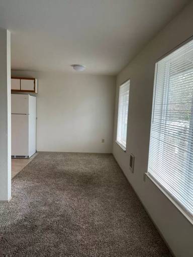 Main picture of 8950 SE 79th Pl