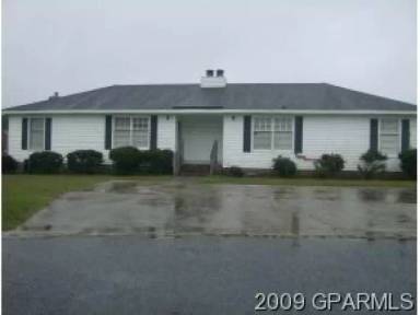Main picture of 102 Bragg Cir