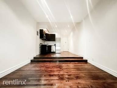 Main picture of 340 E 81st St