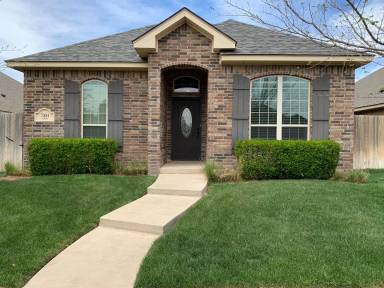 Main picture of 7104 Nick St