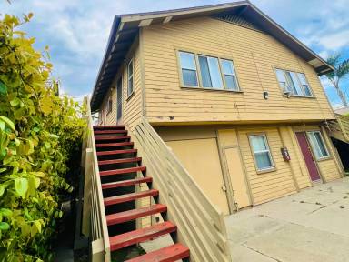 Main picture of 785 Freeman Ave
