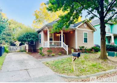 Main picture of 216 Cooke St