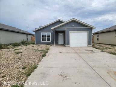 Main picture of 2203 E Main St