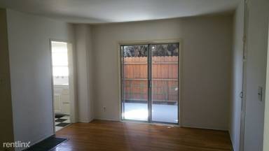 Main picture of 7911 Blackburn Ave