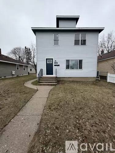 Main picture of 806 S 16th St