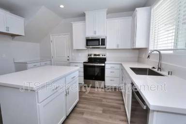 Main picture of 47 Brookbay Way