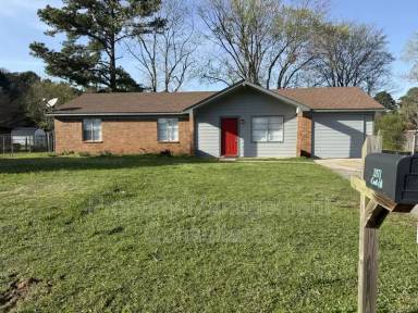 Main picture of 22173 Ewell St