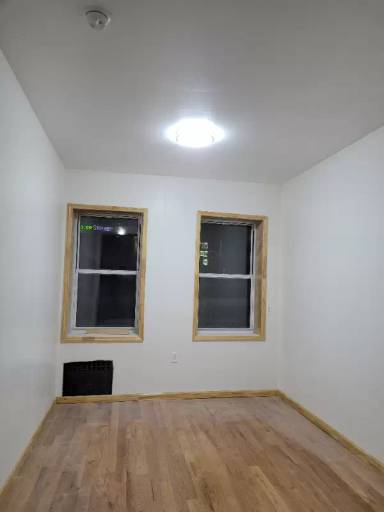 Main picture of 6624 10th Ave