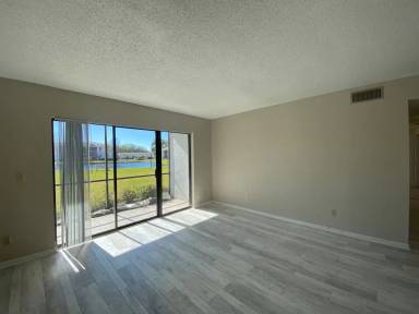 Main picture of 8215 Sun Spring Cir