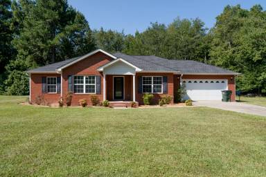 Main picture of 633 Wilkinson Rd NE