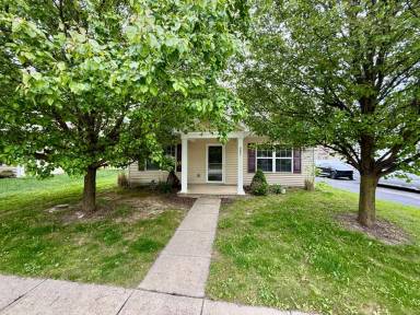 Main picture of 881 Warrington Ave