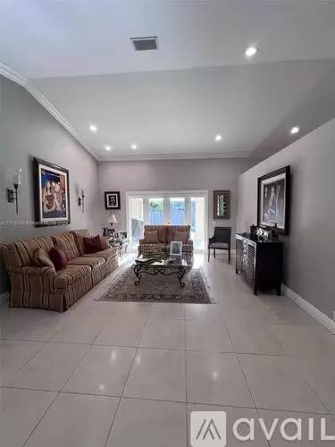 Main picture of 7410 SW 87th Ct
