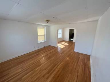 Main picture of 672 Connecticut St