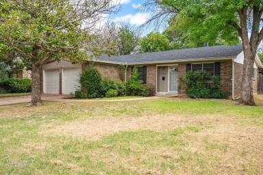 Main picture of 2649 Garfield Ave