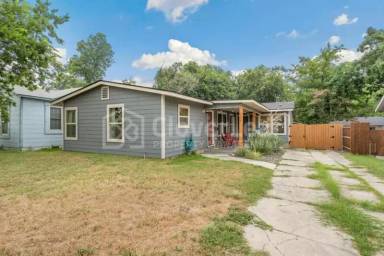 Main picture of 2026 W Gramercy Pl