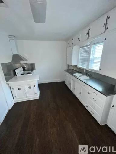 Main picture of 615 Ward St