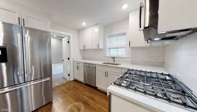 Main picture of 15 Pomeroy St