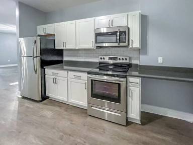 Main picture of 1455 State St