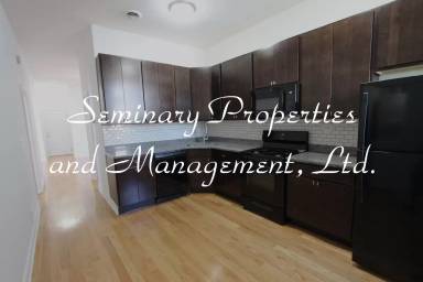 Main picture of 3512 N Halsted St