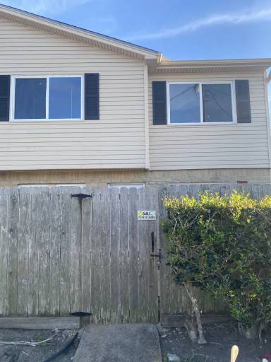 Main picture of 992 Park Meadow Dr