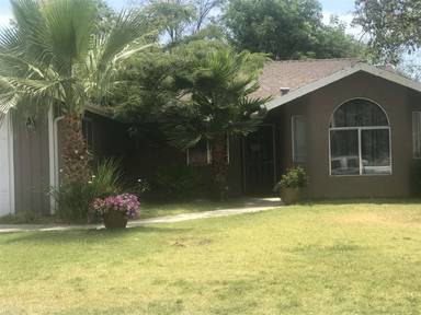 Main picture of 1460 Erin Way
