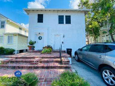 Main picture of 5517 Loyola Ave