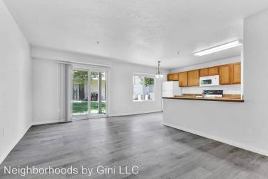 Main picture of 6915 Noah Ct