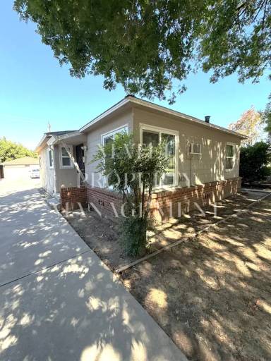 Main picture of 1021 Enslen Ave