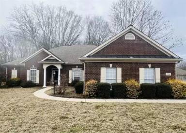 Main picture of 106 Chatham Cir