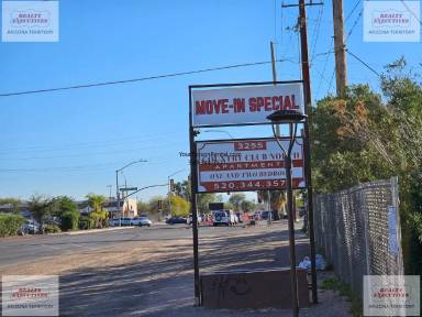 Main picture of 3255 N Country Club Rd