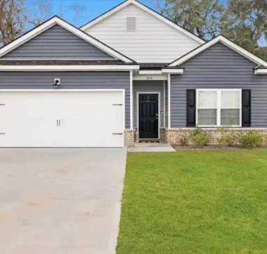Main picture of 104 Simon Cir