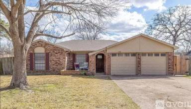 Main picture of 1208 Hawk Tree Dr