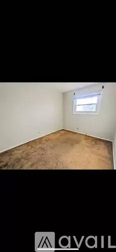 Main picture of 9839 Fowler Ave
