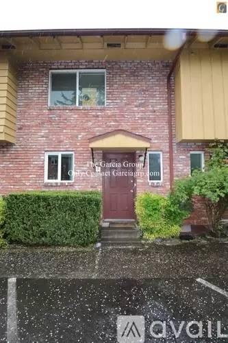 Main picture of 581 Holmes Ln