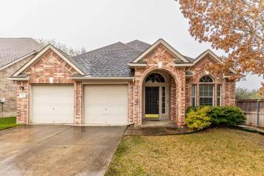 Main picture of 520 Thurber Dr