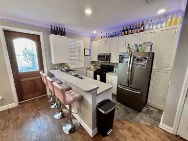 Main picture of 120 Key Haven Ct