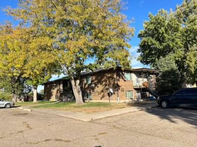 Main picture of 2947 Glen Dale Dr