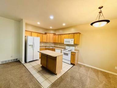 Main picture of 14871 S Quarry Point Ln