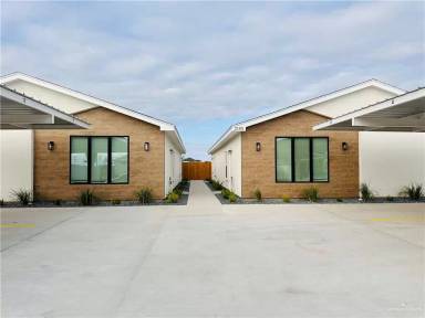 Main picture of 2105 E Viviana St