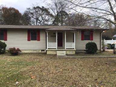 Main picture of 1008 Peck Rd NE