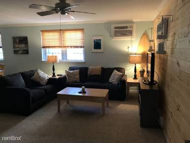 Main picture of 823 N Van Mar St
